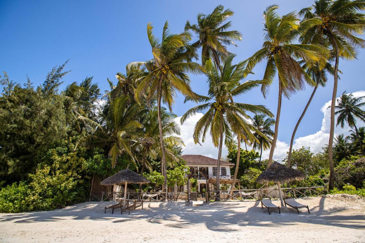 Kima Serviced Beach House & Suites Bwejuu Exteriör bild