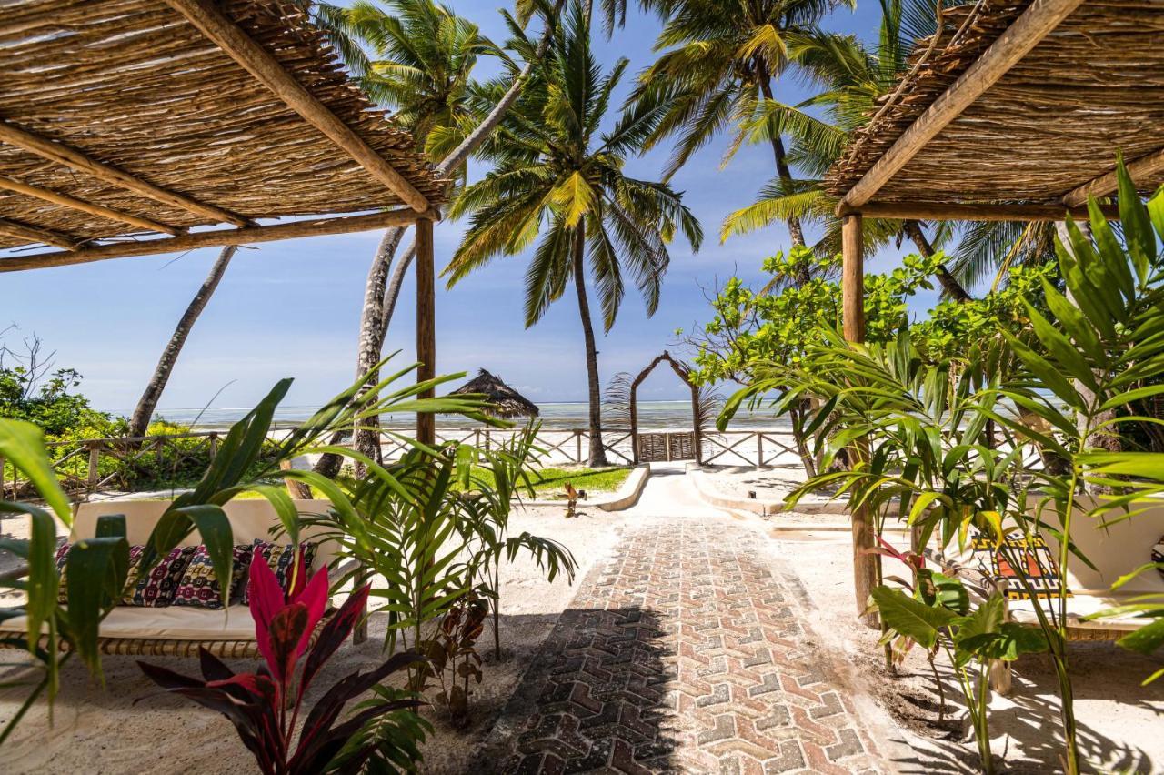 Kima Serviced Beach House & Suites Bwejuu Exteriör bild