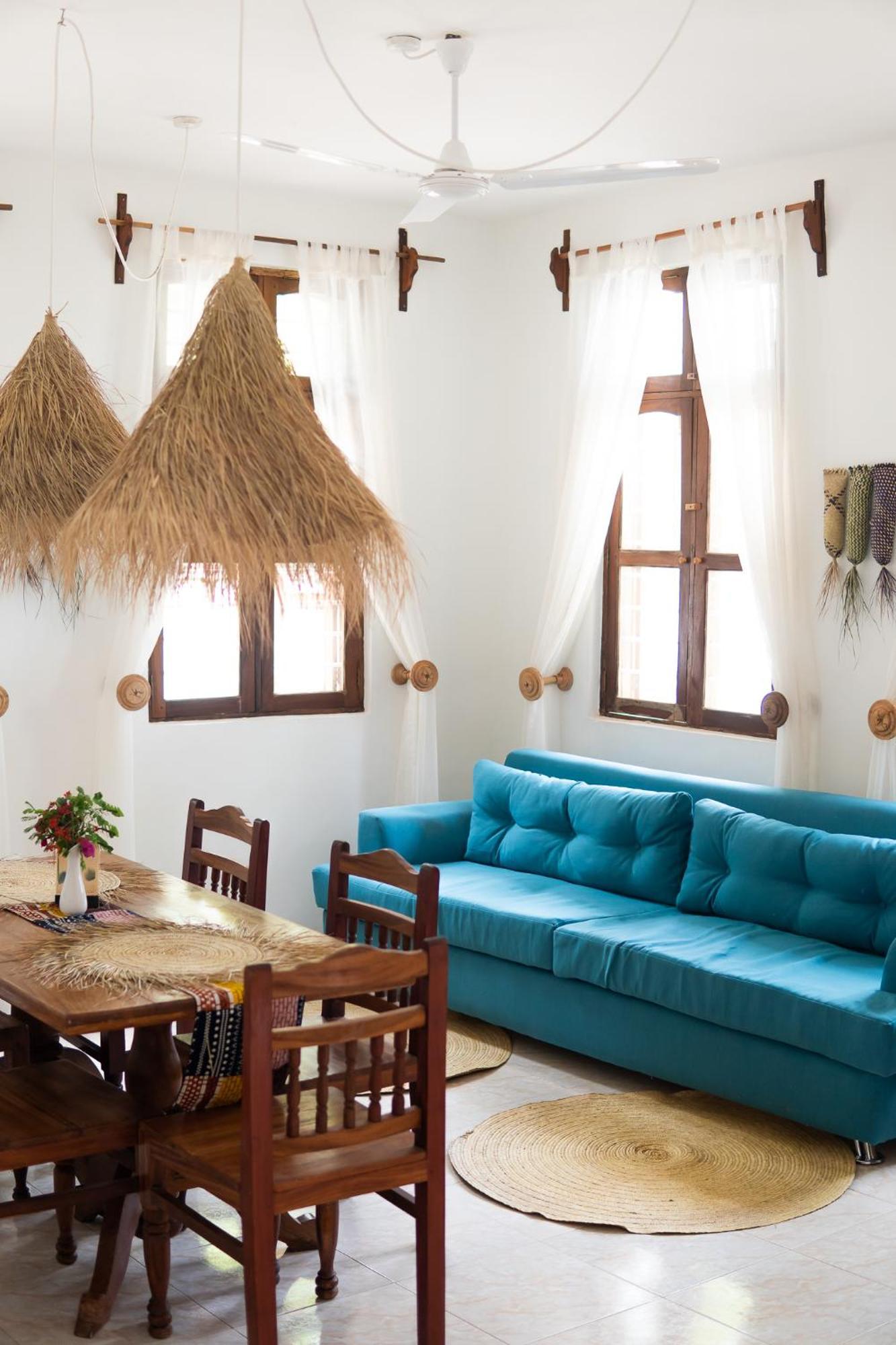 Kima Serviced Beach House & Suites Bwejuu Exteriör bild